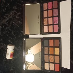 Bundle of artist couture eyeshadow palettes. No box unused.